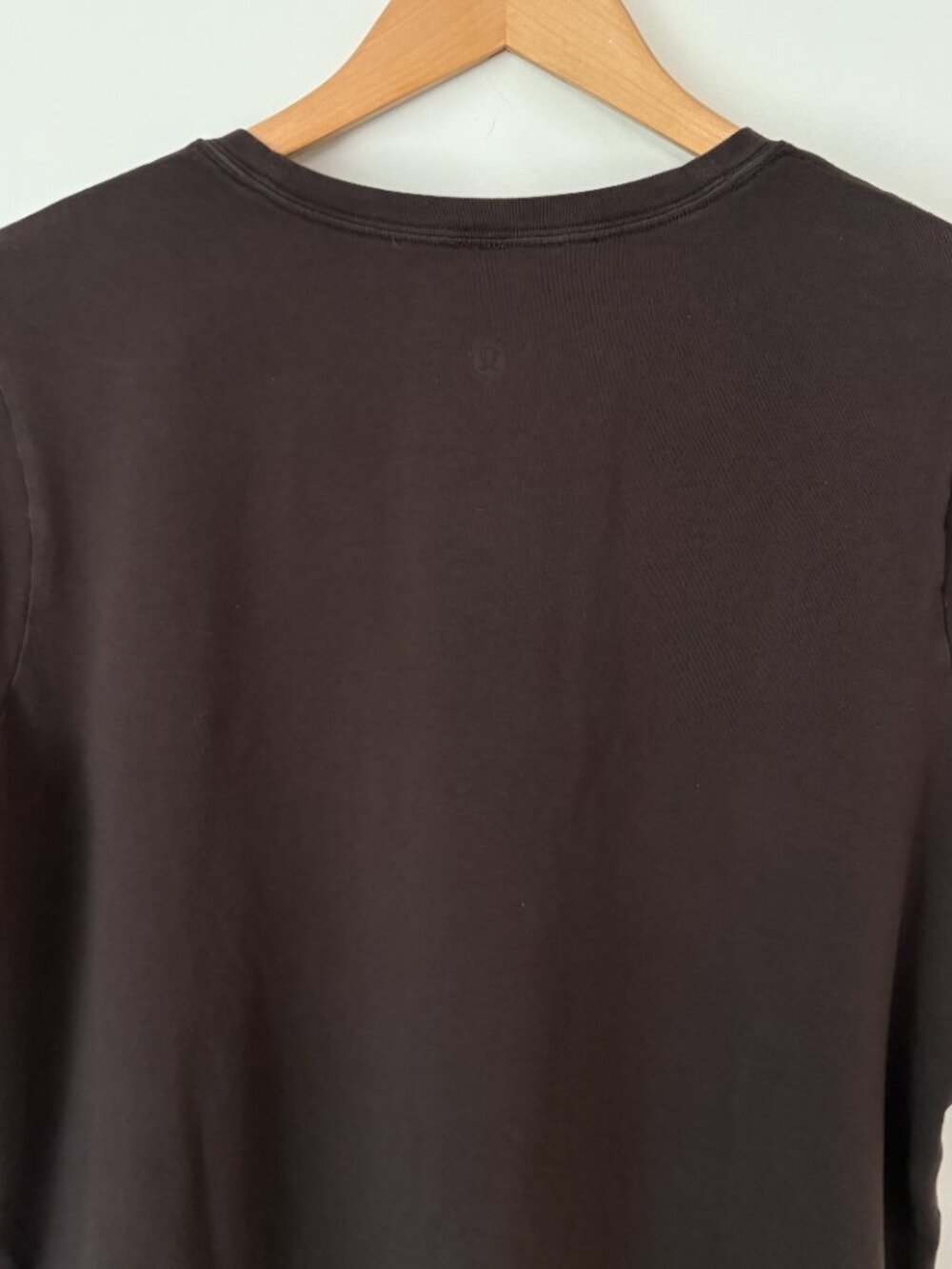 Lululemon Love Curved-Hem Crewneck T-Shirt In Espresso Brown Sz 12 Pima Cotton - Picture 4 of 7